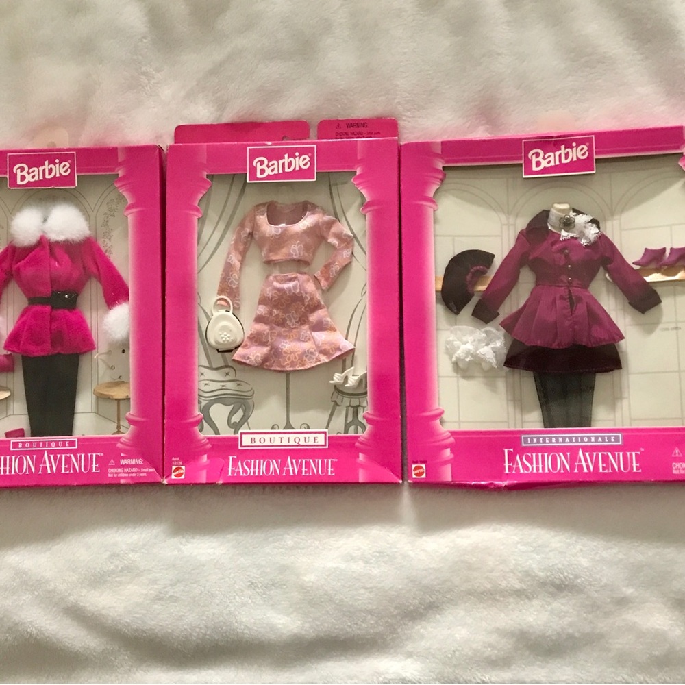 RARE Barbie Fashion Avenue outfits set of 3, NIB.